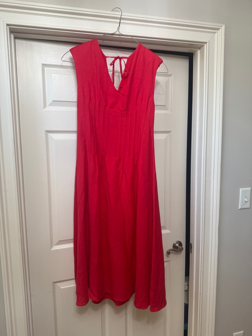 Women's Red V-Neck Tie-Back Maxi Dress